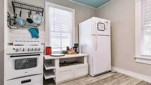 Galveston 2-story, 2-bed 816 34th Street-idx