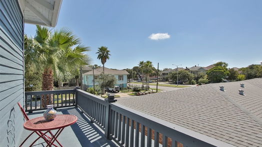Galveston 2-story, 5-bed 2422 Avenue M-idx