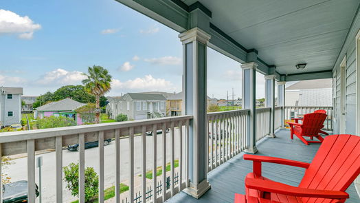 Galveston 2-story, 3-bed 1418 Avenue M 1/2-idx