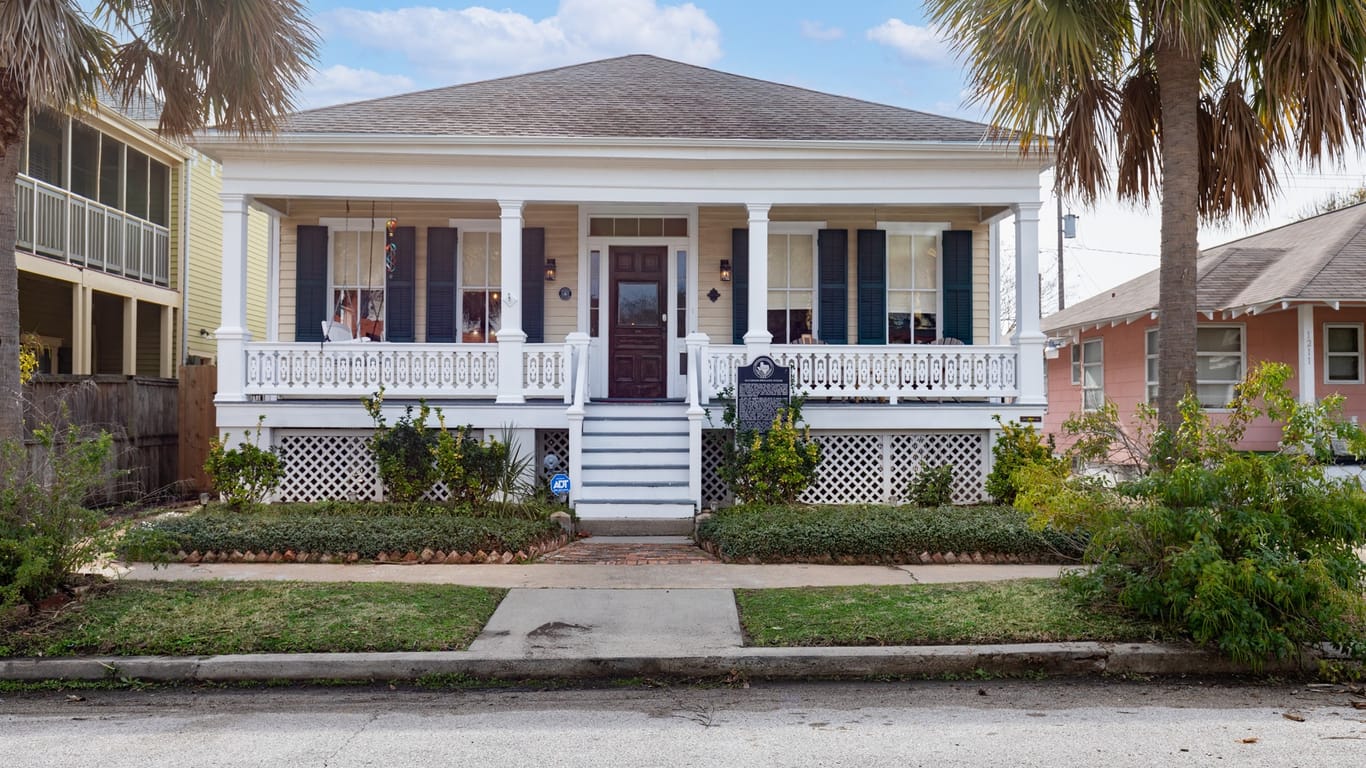 Galveston 1-story, 3-bed 1207 Post Office Street-idx