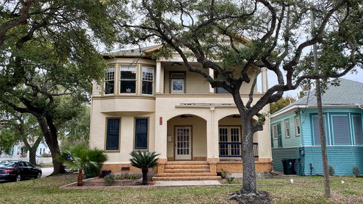 Galveston 2-story, 4-bed 1804 33rd Street-idx