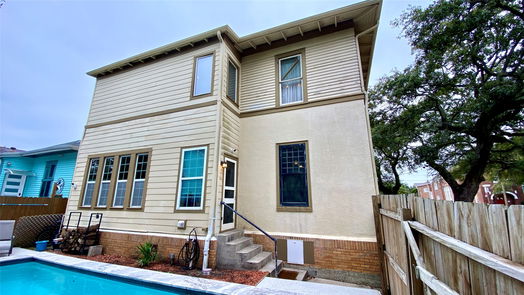 Galveston 2-story, 4-bed 1804 33rd Street-idx