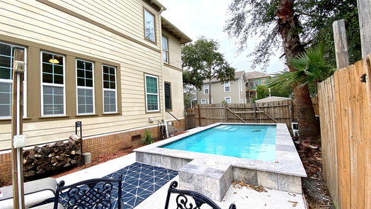 Galveston 2-story, 4-bed 1804 33rd Street-idx