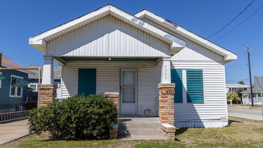 Galveston 1-story, 2-bed 4302 Avenue S 1/2-idx