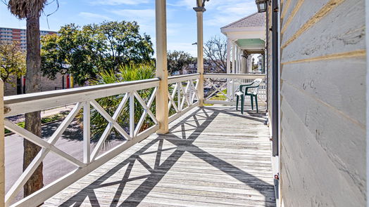 Galveston 2-story, 4-bed 2002 Avenue K-idx