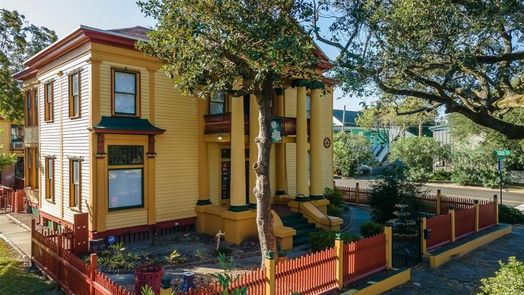 Galveston 2-story, 4-bed 2927 Bernardo De Galvez-idx