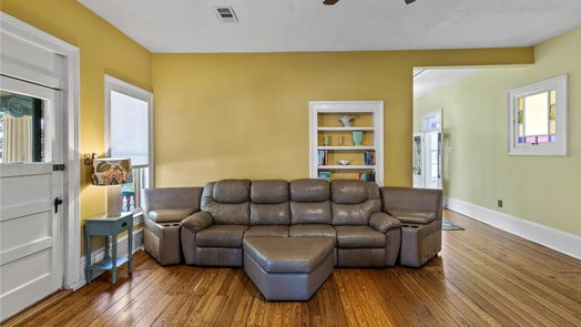 Galveston 2-story, 4-bed 2927 Bernardo De Galvez-idx