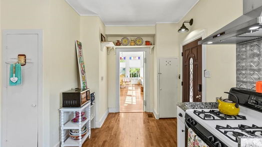 Galveston 2-story, 4-bed 2927 Bernardo De Galvez-idx