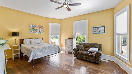 Galveston 2-story, 4-bed 2927 Bernardo De Galvez-idx