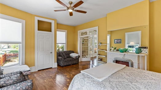 Galveston 2-story, 4-bed 2927 Bernardo De Galvez-idx