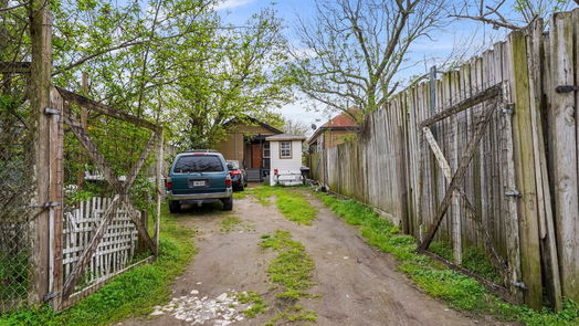 Galveston 1-story, 8-bed 2806 Avenue L-idx