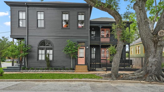 Galveston 2-story, 5-bed 3128 Avenue L-idx