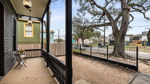 Galveston 2-story, 5-bed 3128 Avenue L-idx