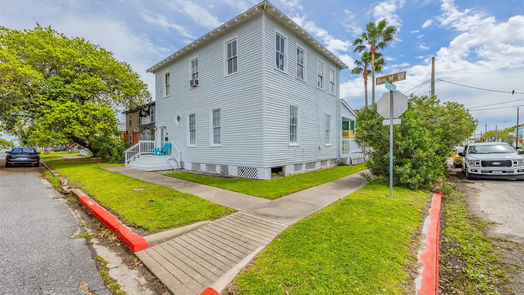 Galveston 2-story, 5-bed 1627 Avenue M-idx