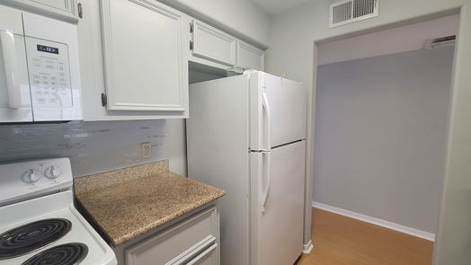 Galveston 1-story, 1-bed 215 Post Office Street 401-idx