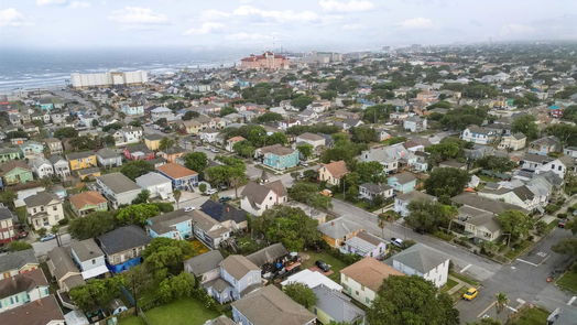 Galveston 1-story, 3-bed 1619 Avenue M-idx