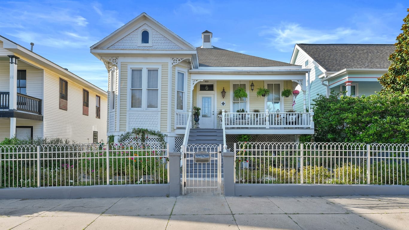 Galveston 1-story, 3-bed 810 Winnie Street-idx