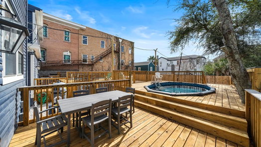 Galveston 2-story, 9-bed 3509-3511 Broadway Street-idx