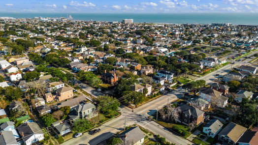Galveston 1-story, 5-bed 3902 Bernardo de Galvez-idx
