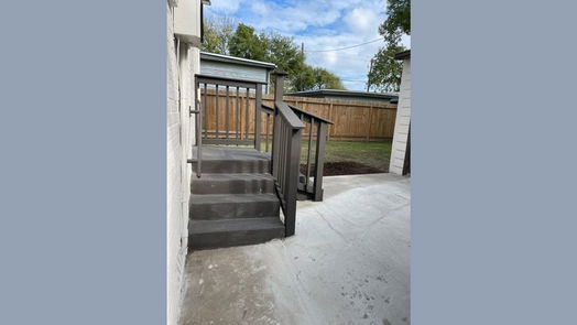 Galveston 1-story, 2-bed 4305 Avenue Q 1/2-idx
