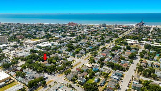 Galveston 2-story, 4-bed 2415 Avenue L-idx