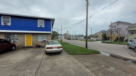 Galveston 2-story, 2-bed 2927 Avenue L-idx