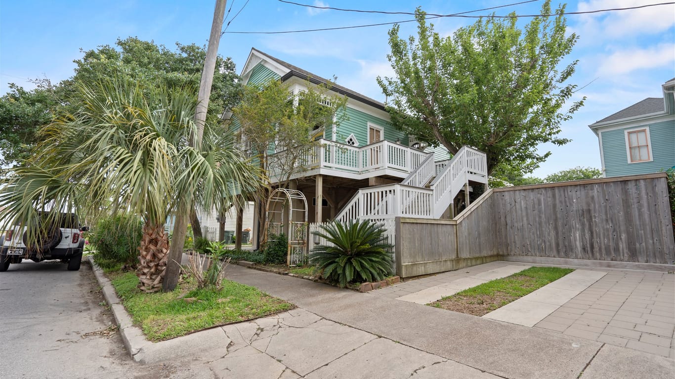 Galveston 1-story, 2-bed 1911 30th Street-idx