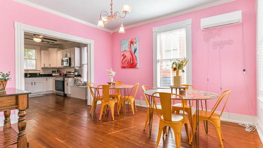 Galveston 2-story, 4-bed 2520 Avenue P 1/2-idx