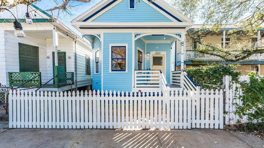 Galveston 1-story, 2-bed 2021 Avenue O 1/2-idx