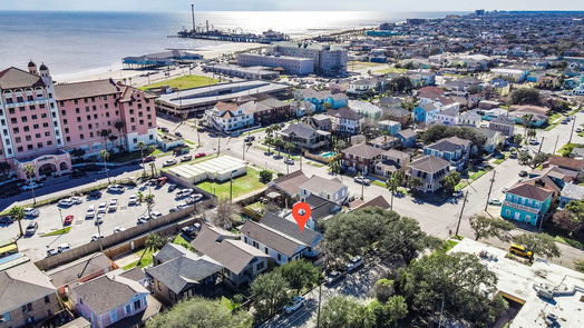 Galveston 1-story, 2-bed 2021 Avenue O 1/2-idx