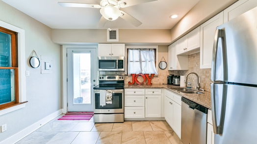 Galveston 2-story, 3-bed 816 11th Street-idx