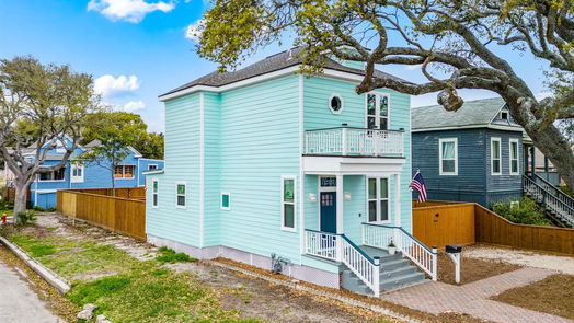 Galveston 2-story, 2-bed 1228 Avenue L-idx