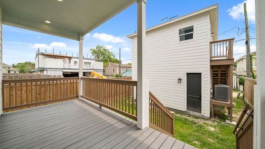 Galveston 2-story, 3-bed 4021 Avenue N 1/2-idx