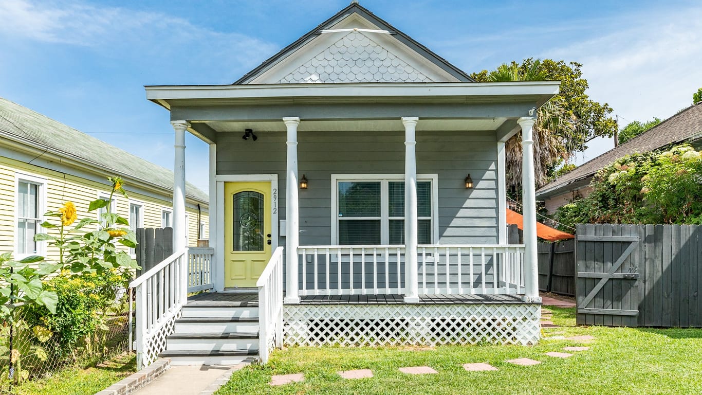 Galveston 1-story, 4-bed 2912 Avenue N 1/2-idx