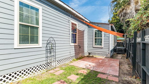 Galveston 1-story, 4-bed 2912 Avenue N 1/2-idx