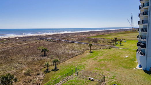 Galveston null-story, 0-bed 415 E Beach Dr Drive 808-idx