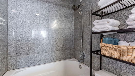 Galveston null-story, 0-bed 415 E Beach Dr Drive 808-idx