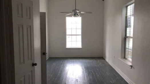 Galveston 2-story, 4-bed 3515 Winnie Street-idx
