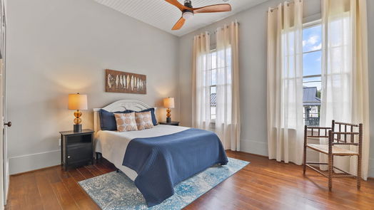Galveston 2-story, 2-bed 3111 Avenue L-idx