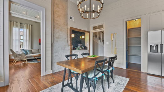 Galveston 2-story, 2-bed 3111 Avenue L-idx