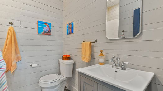 Galveston 2-story, 2-bed 3111 Avenue L-idx