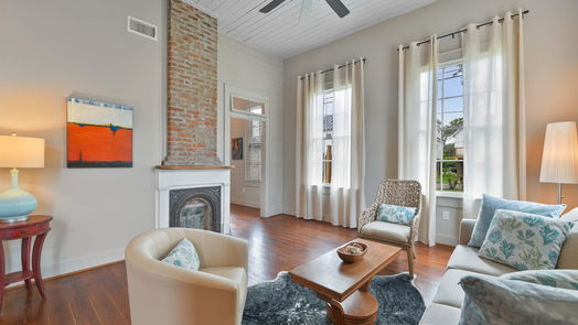 Galveston 2-story, 2-bed 3111 Avenue L-idx