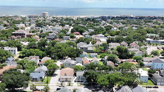 Galveston 2-story, 4-bed 3403 Ursuline Street-idx