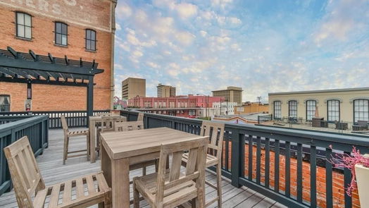 Galveston null-story, 1-bed 2402 Mechanic Street 303-idx