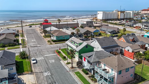 Galveston 2-story, null-bed 1617 16th-idx