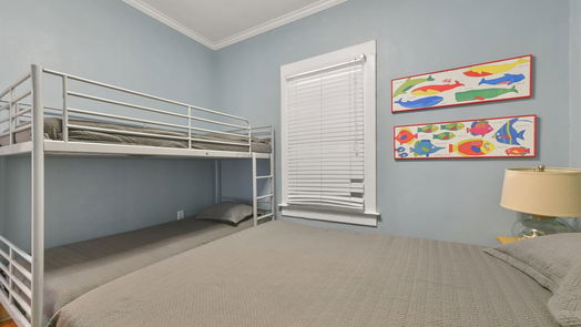Galveston 2-story, null-bed 1617 16th-idx