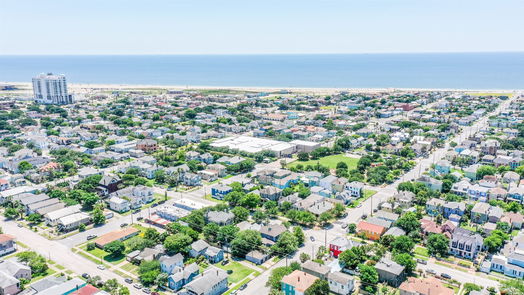 Galveston 3-story, 4-bed 1126 Church Street-idx