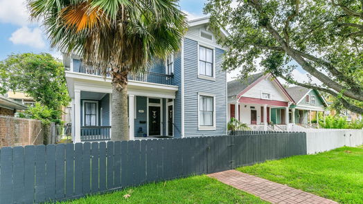 Galveston 2-story, 5-bed 2422 Avenue M-idx