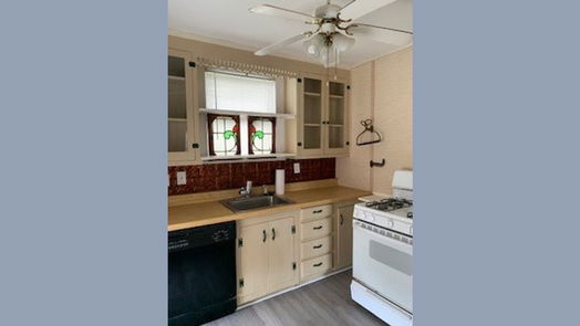 Galveston 2-story, 4-bed 1712 Winnie Street-idx