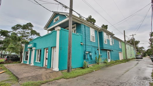 Galveston 2-story, 3-bed 1613 39th Street-idx